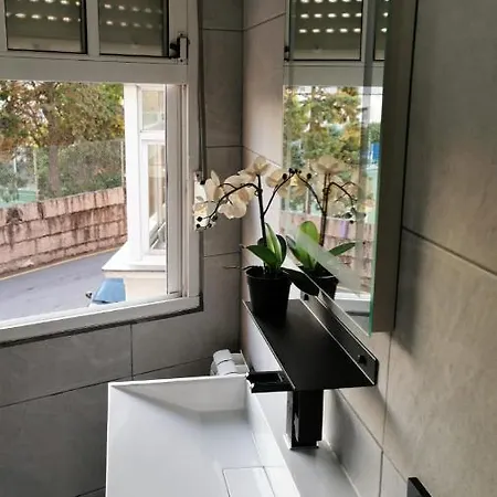 Alojate En Vigo! Casita Bien Equipada * Βίγκο