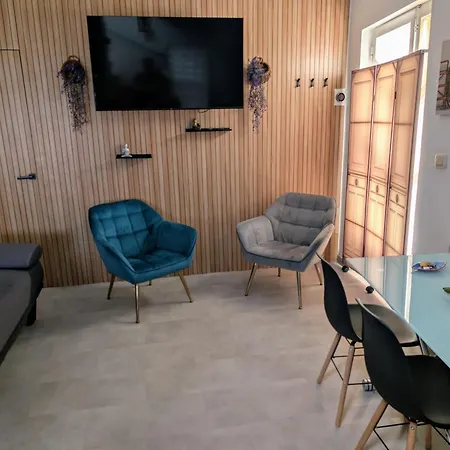 Alojate En Vigo! Casita Bien Equipada * Βίγκο