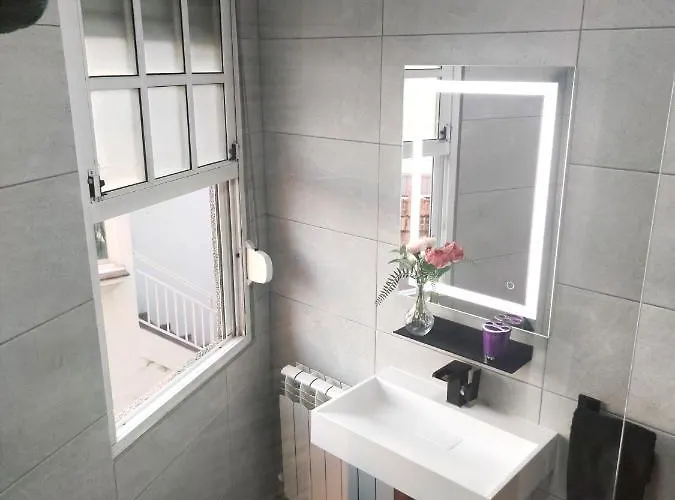 Alojate En Vigo! Casa Bien Equipada Nyaraló